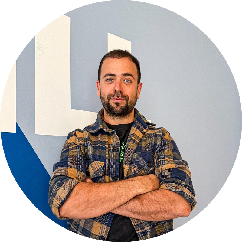 Emmanuel Antonio Grupo Mill